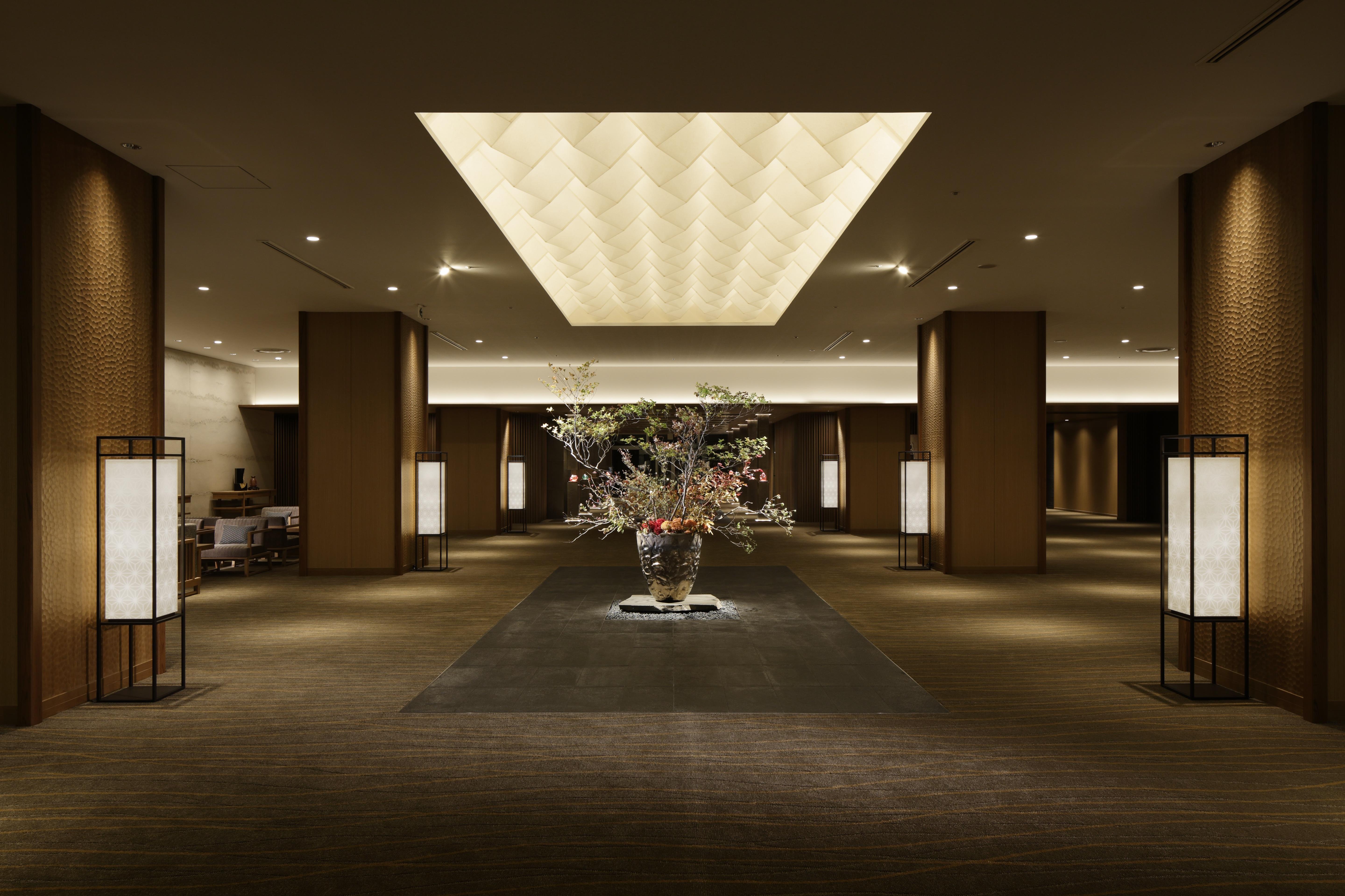 高轮大王子酒店 東京都 外观 照片 The lobby of the hotel