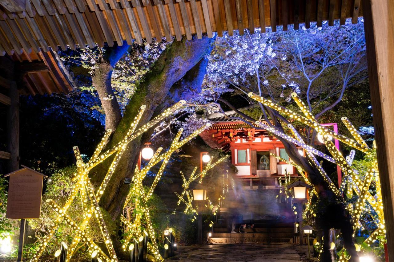 高轮大王子酒店 東京都 外观 照片 Illumination of the shrine