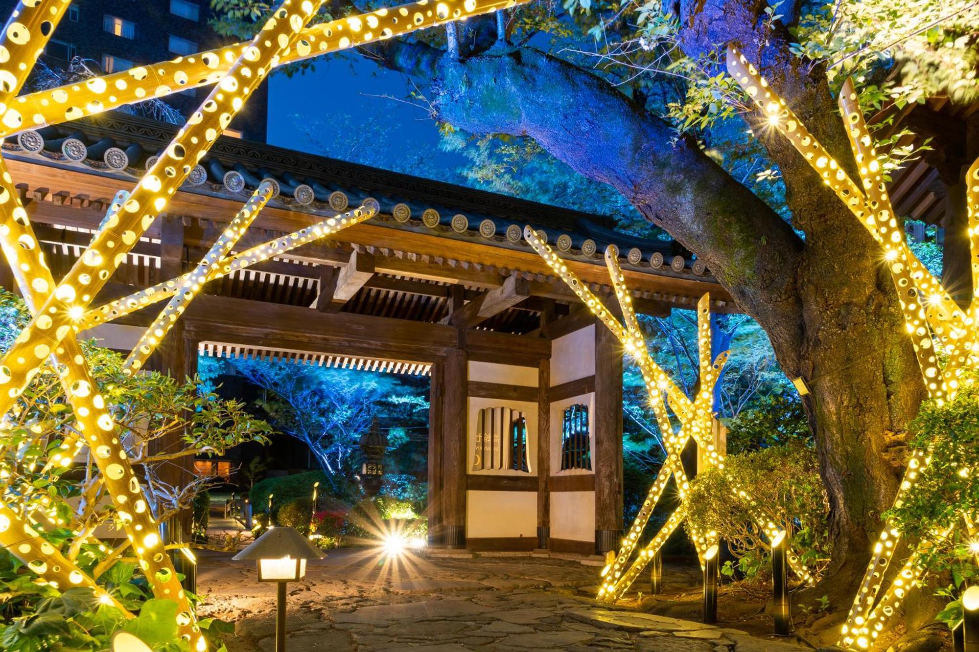 高轮大王子酒店 東京都 外观 照片 Illumination of the shrine